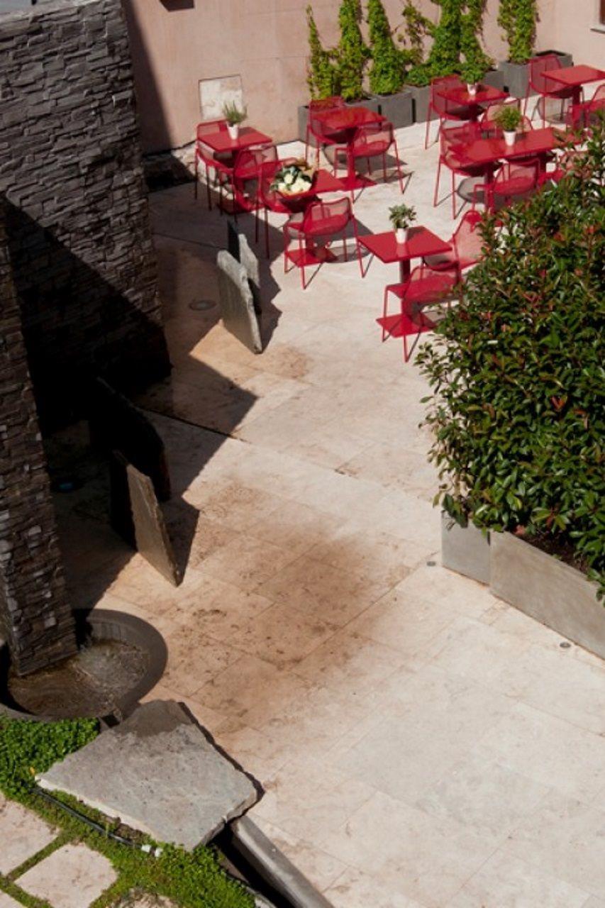 Hotel De Roma